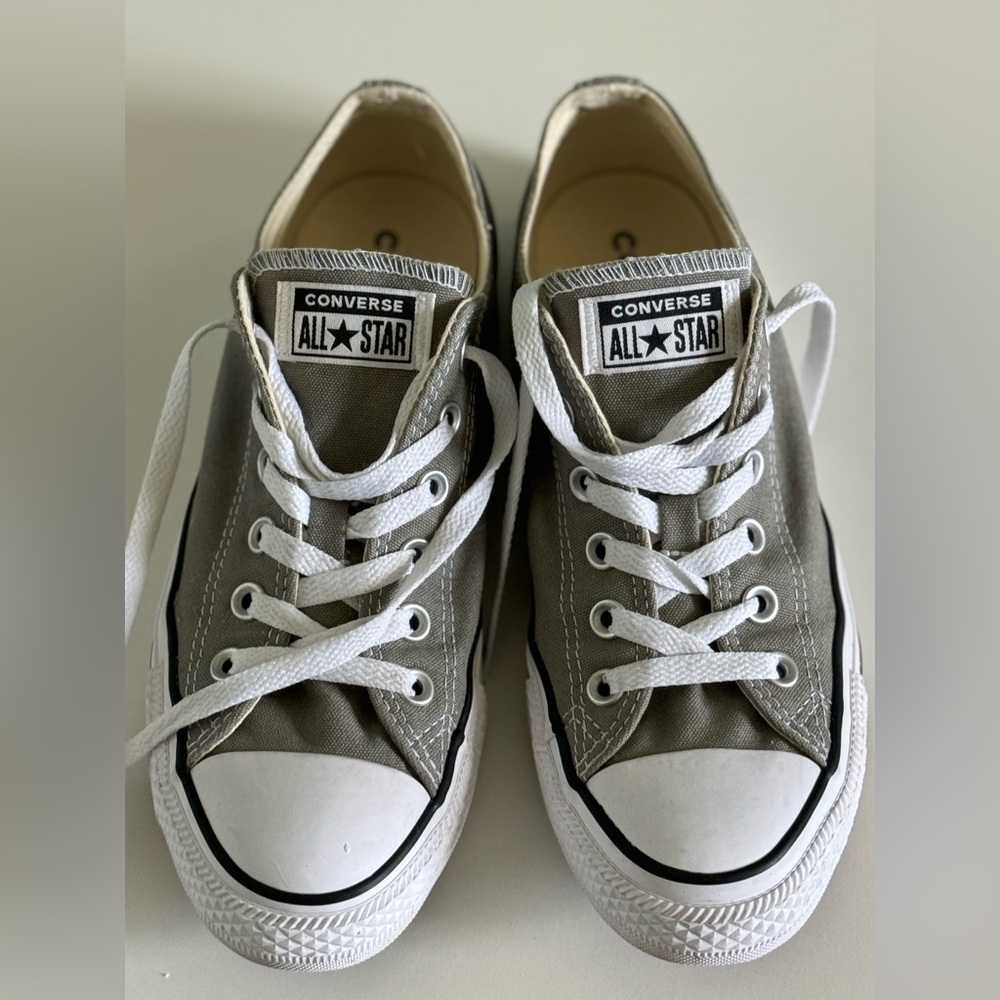 Unisex Green Converse Low Tops